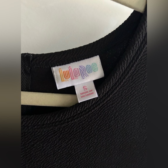 Lularoe Noir Amelia - Picture 2 of 4